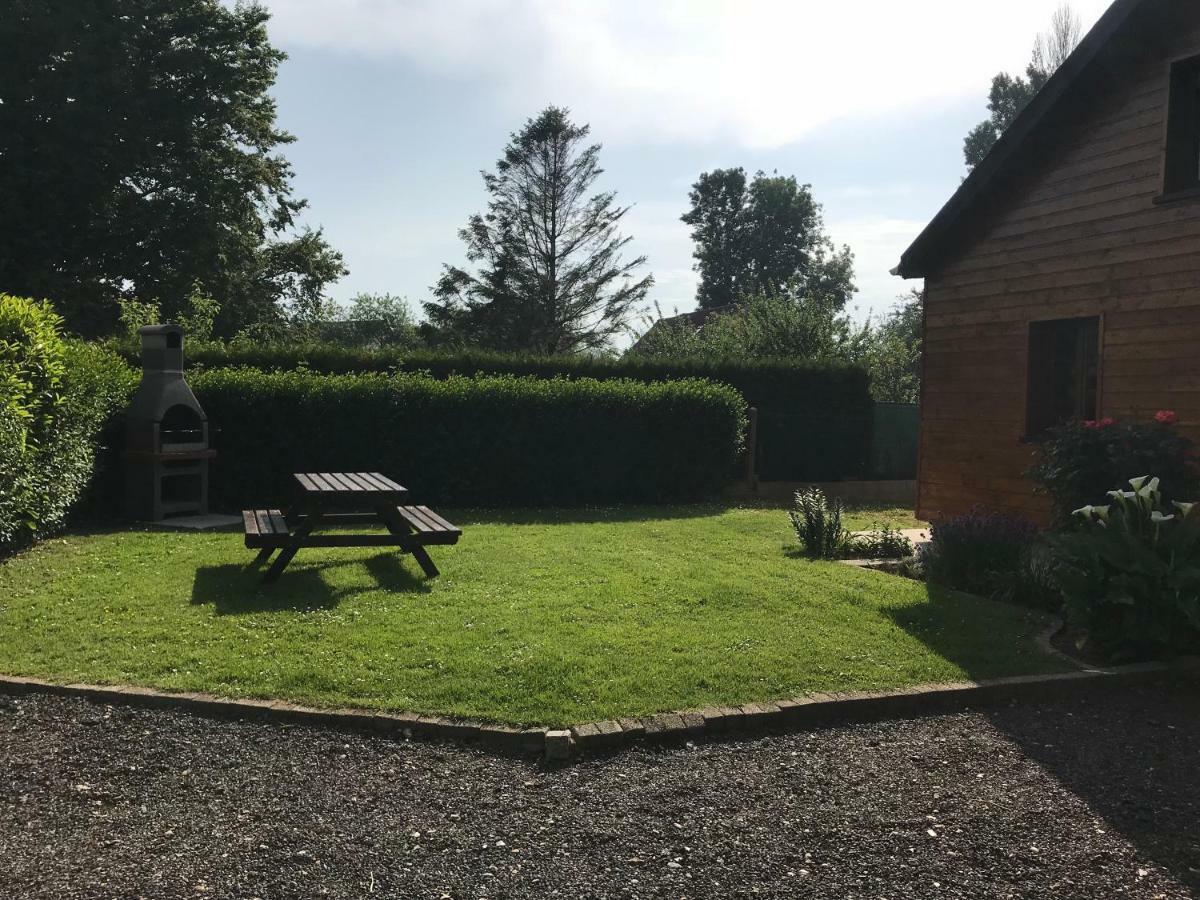 Le Chalet Normand Guilmécourt Екстериор снимка